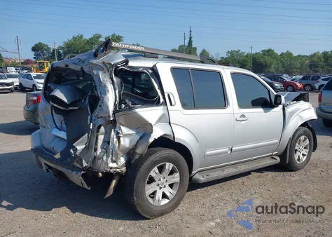 2006 Nissan Pathfinder Le из США, поврежденный, VIN 5N1AR18W66C635672